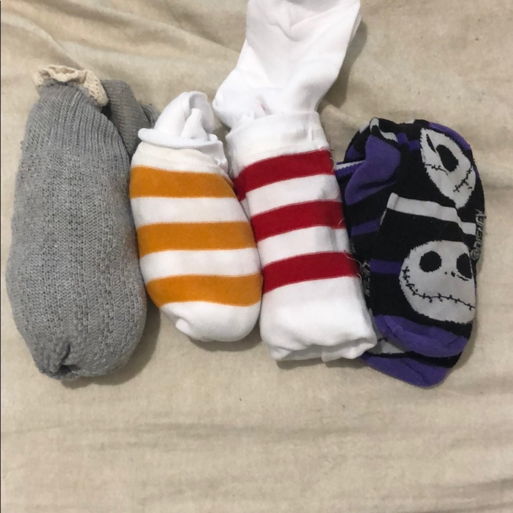 Women’s knee high socks bundle like new white sock